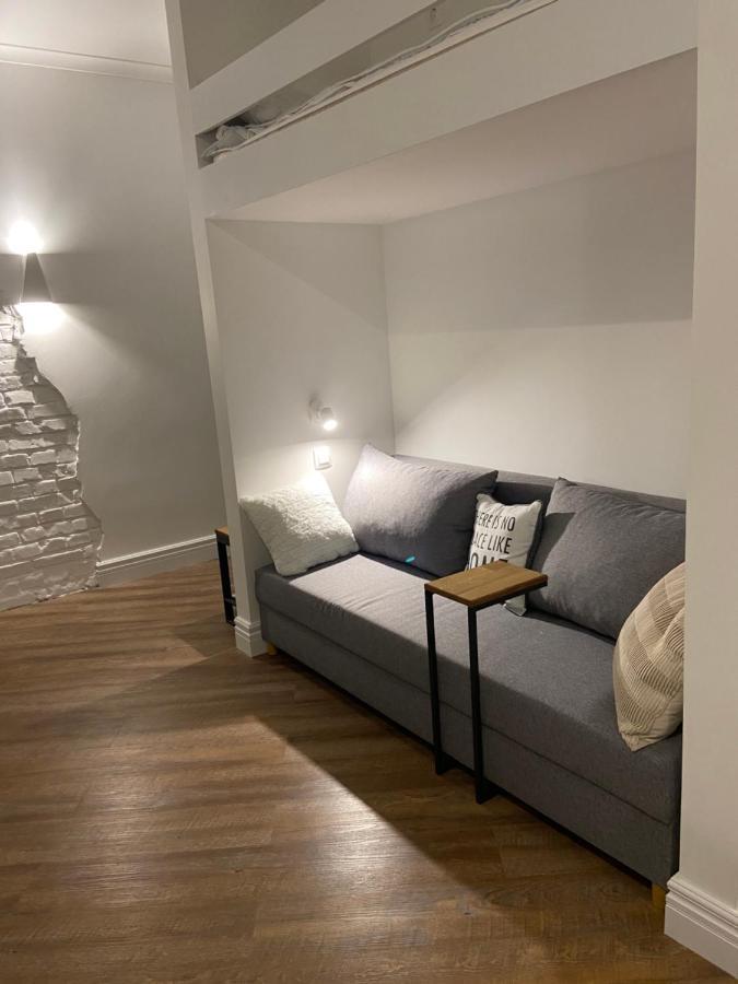 Romantic Apartment On Andriivskyi 키예프 외부 사진