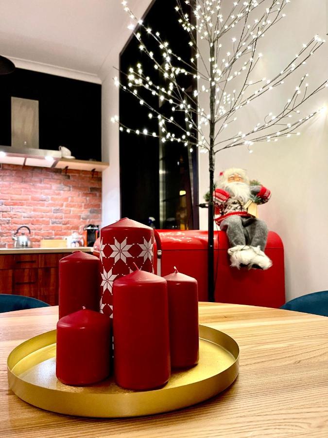 Romantic Apartment On Andriivskyi 키예프 외부 사진